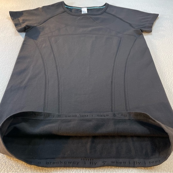 Ivivva Girls Fly Tech Short Sleeve T Shirt Size 14 by Lululemon - Picture 4 of 11